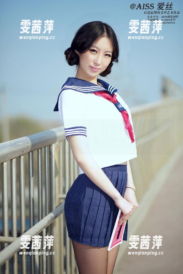 AISS爱丝(钻石版) - 在粉色的海洋里沉醉，亚美依的图集把我催眠了！