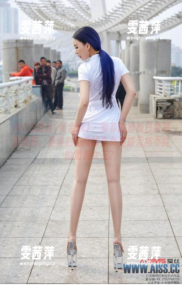 AISS爱丝(黄金版) - 索菲的滑板日常精选套图：是谁把稳重的少女变成无所不能的滑板女王？