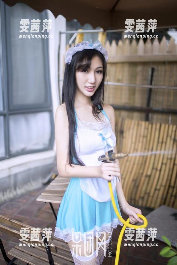GIRLT果团网 - 点开陈秋雨的泳池图片资源，各种角度，还有那些不经意的瞬间，真要看几遍。