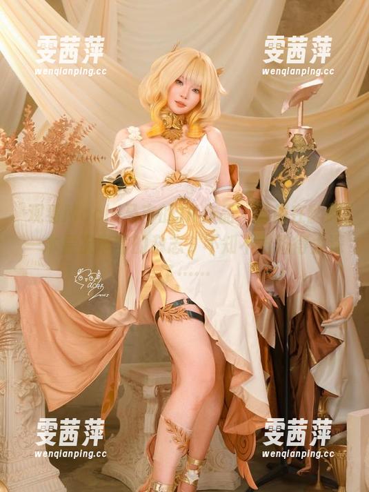 观看Machi马吉的JK作品，就像在翻阅一本层次丰富的杂志，不知不觉陷得太深了……