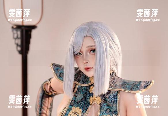从SayoMomo的蕾姆内衣装写真看，性感与可爱何时能并存？