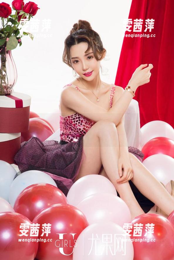 UGirls尤果网 - 萌神妹妹的一组写真，试问高跟鞋与我的爱情何时到来？