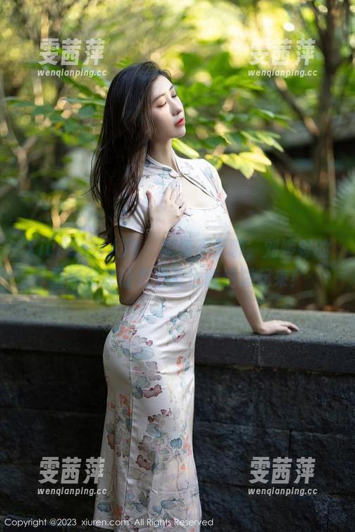 Xiuren秀人网 - 职场不无聊，刘婷婷的最新分享让职业装也能活泼起来！