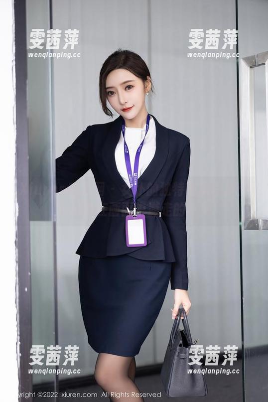 Xiuren秀人网 - 女仆的独特私房写真：小沫琳在画面中游走的感觉