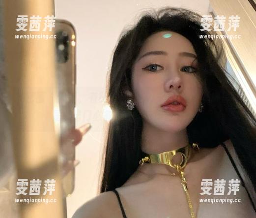 微密圈 - 渔网，有钻的连体袜，不爱笑的赛琳说这是‘出门必备’！图包速速到来！