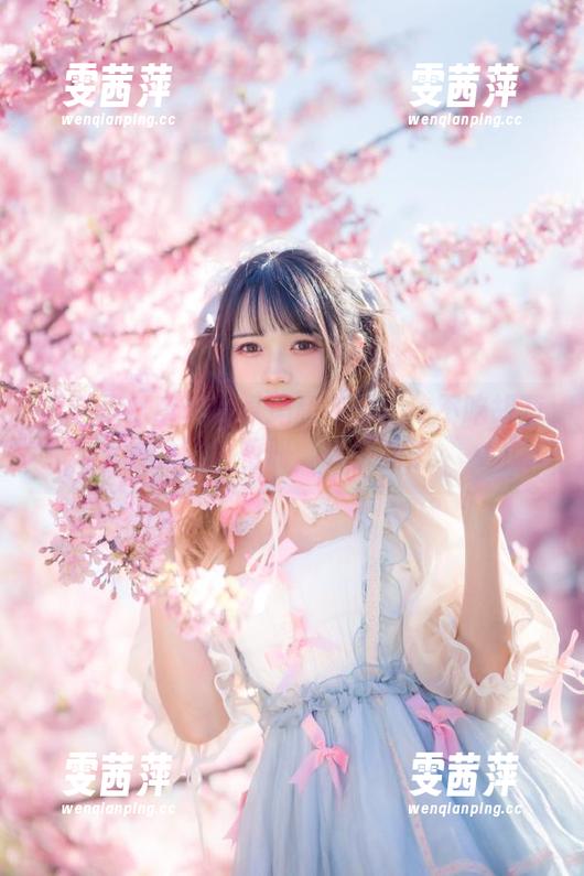 看这里！草原小卓玛和兔子Zzz不吃胡萝卜的高清图册，欢乐满满。