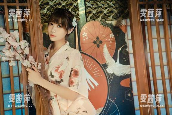 奈汐酱Nice的豹纹拼图：从图库精选看不一样的角度