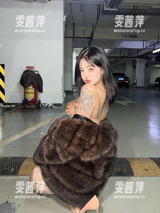 微密圈 - 这也太好看了吧，小优优子的写真像是在开浪潮的节奏！