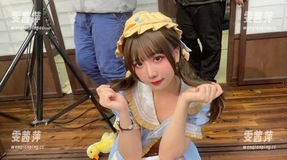 美脚图集之小和甜酒，分享这种细节难道不该被珍藏？