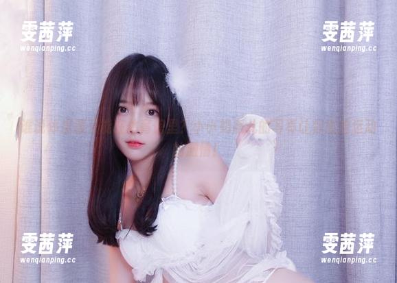 谁说体操服只能在体育馆里？小小奶瓶儿的写真让你重拾运动的激情！