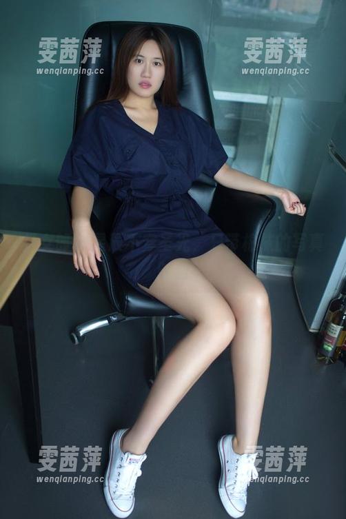 推女郎 - 星辰不穿圣光，只带棉袜的写真时刻