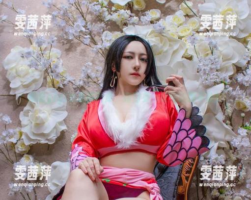 樱晚gigi的最新图库，窈窕身影让你眨眼不止！