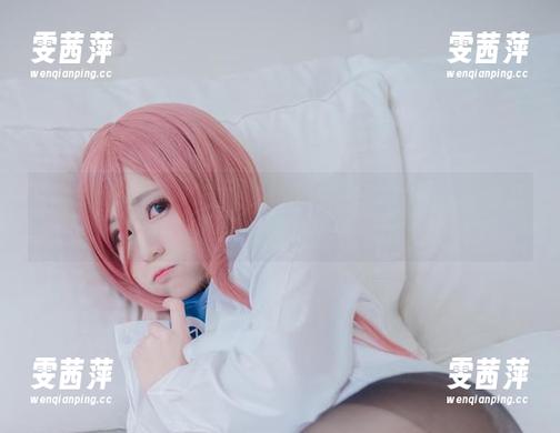 中野四叶的可爱在白神泱的镜头下显得浓烈，干脆借几张免费图片带走吧。