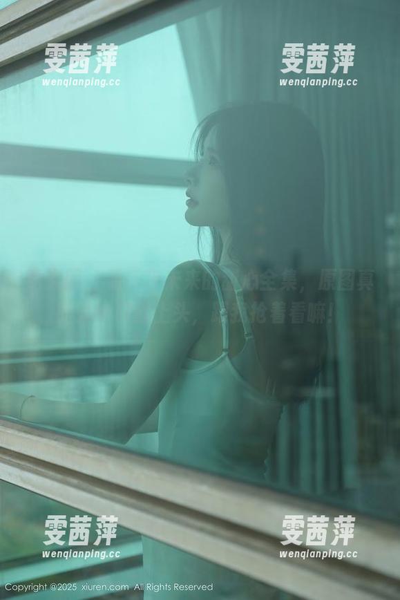 秀人网 - 看千夜未来的甜心全集，原图真的是一口就上头，跟我抢着看嘛！