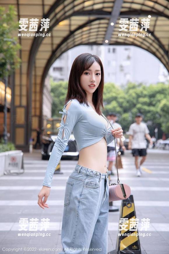 秀人网 - 无聊的办公室？熊吖BOBO的免费写真让你大开眼界！