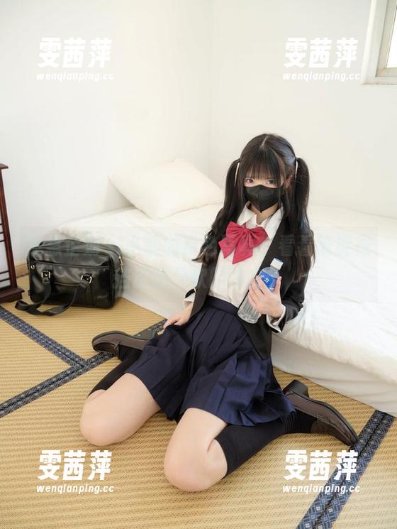 紧急企划 - 小婕的粉色写真，看看谁能抵挡这股柔软的冲击？