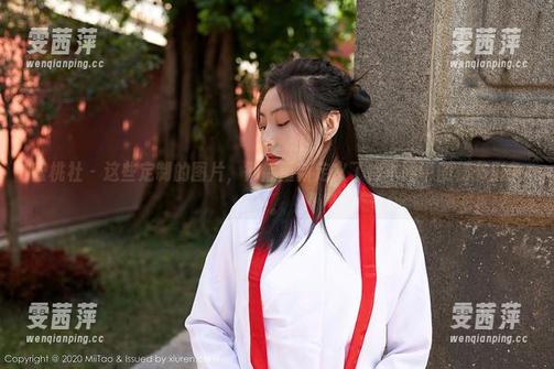 蜜桃社 - 这些定制的图片，彻底重新定义了铃木眼中的秘书形象。
