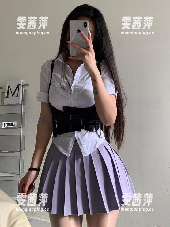 微密圈 - 陈佩奇的黑色写真，网盘里洋溢着一种…好吧，我先不说了。