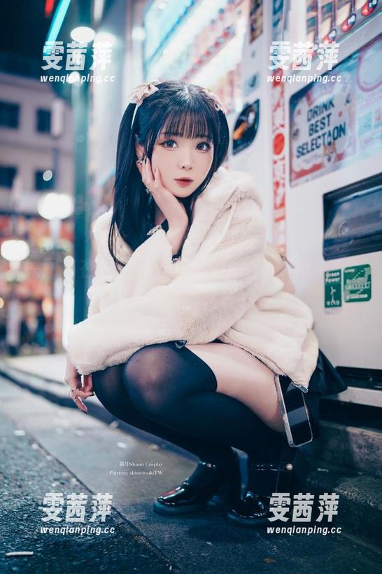 原图与在线：办公室里的霜月shimo，今天又有新花样？