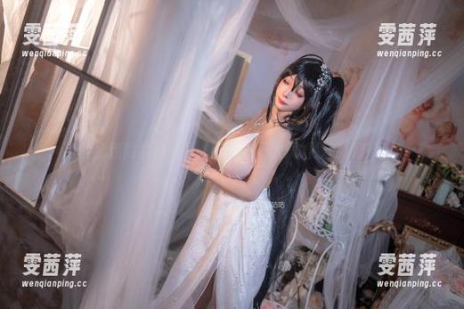 纸醉金迷间的韶陌陌，献上一场大凤婚纱的精选写真