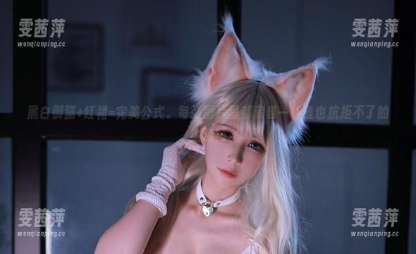 黑白御猫+红裙=完美公式。每张图片里都藏着一种谁也抗拒不了的热情！